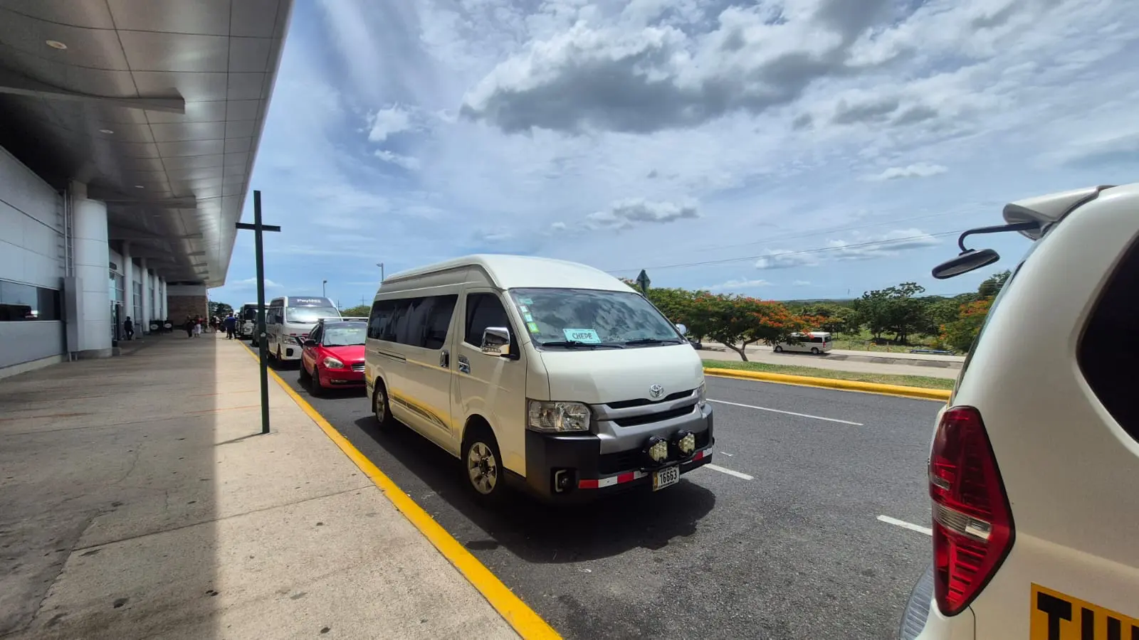 Toyota Hiace minivan for private transfers in Costa Rica